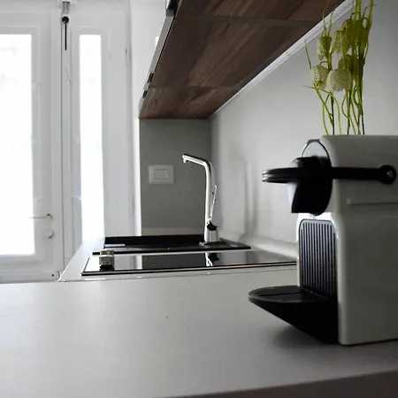 Apartment Hi5 - Luxury Suits Budapest