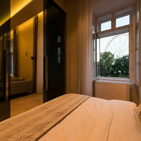 Hi5 - Luxury Suits Budapest