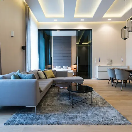 Hi5 - Luxury Suits Apartment Budapest