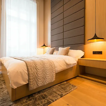 Lägenhet Hi5 - Luxury Suits Budapest